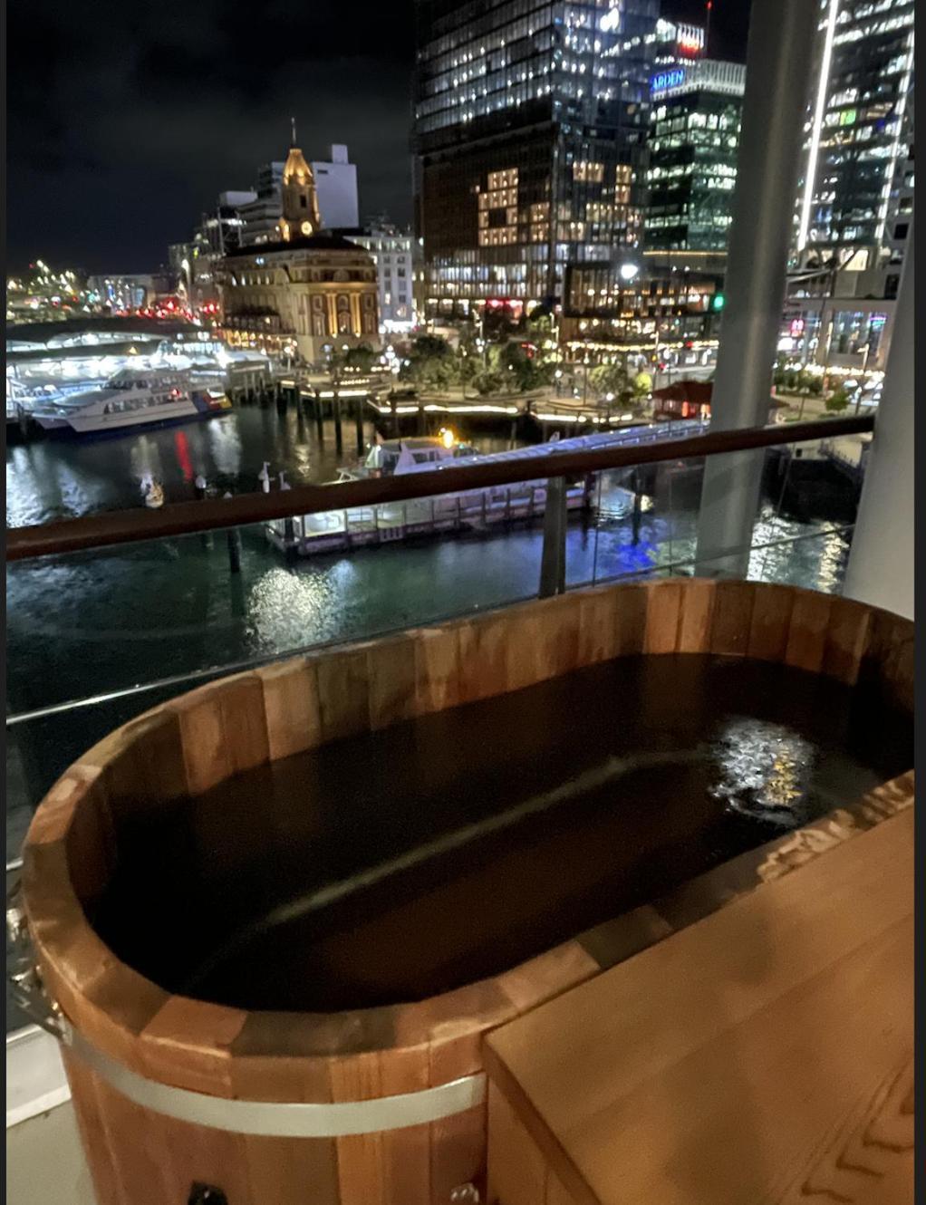 Luxury Apartment - Parking - Hot Tub - Stunning Views Auckland Exterior photo